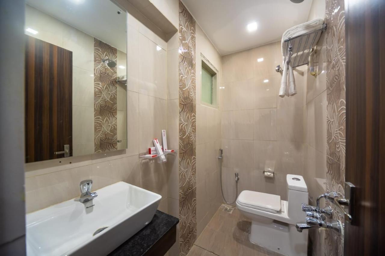 Hotel Rich Inn Ченнаи Экстерьер фото