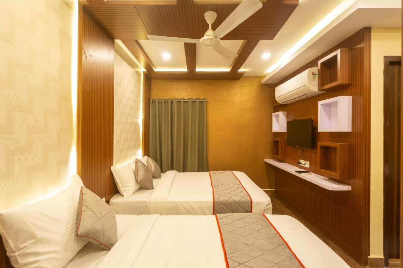 Hotel Rich Inn Ченнаи Экстерьер фото